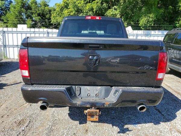 2017 RAM 1500 ST