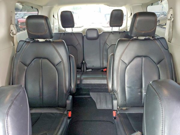 2017 CHRYSLER PACIFICA Touring L Plus