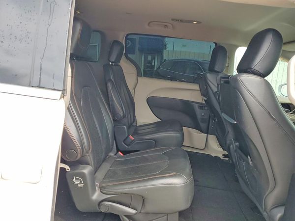 2017 CHRYSLER PACIFICA Touring L Plus