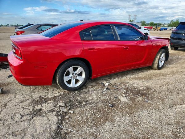 2013 DODGE CHARGER