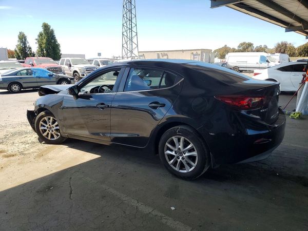 2015 MAZDA 3 Touring/GS