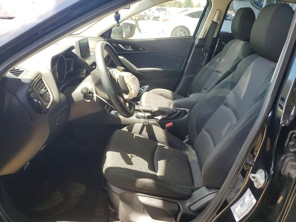 2015 MAZDA 3 Touring/GS