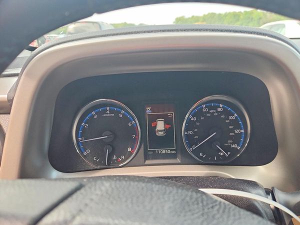 2016 TOYOTA RAV4 XLE (M Grade)