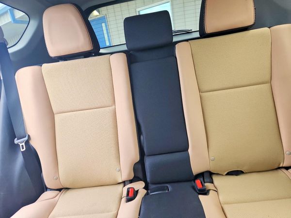2016 TOYOTA RAV4 XLE (M Grade)