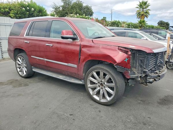 2016 CADILLAC ESCALADE Luxury