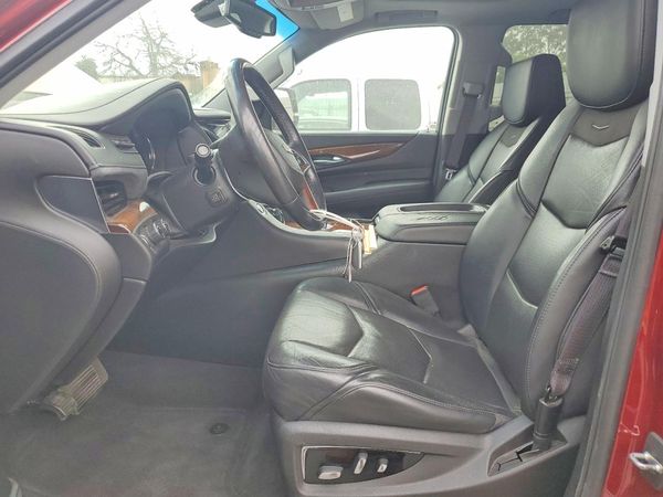 2016 CADILLAC ESCALADE Luxury
