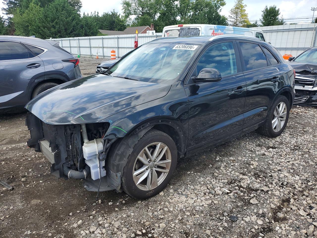 2017 AUDI Q3