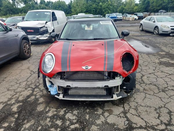 2016 MINI COOPER