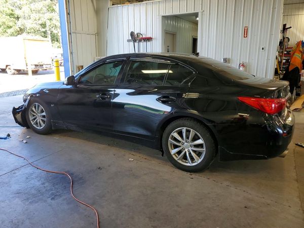 2015 INFINITI Q50