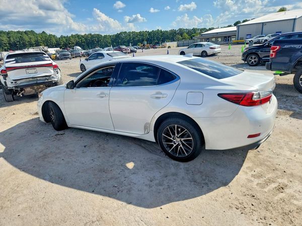 2016 LEXUS ES