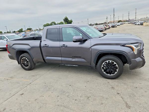 2022 TOYOTA TUNDRA SR5