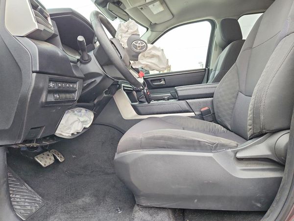 2022 TOYOTA TUNDRA SR5