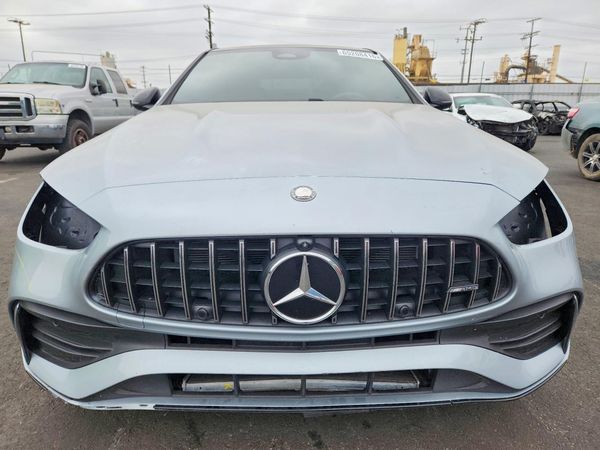 2025 MERCEDES-BENZ C