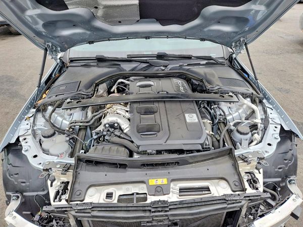 2025 MERCEDES-BENZ C