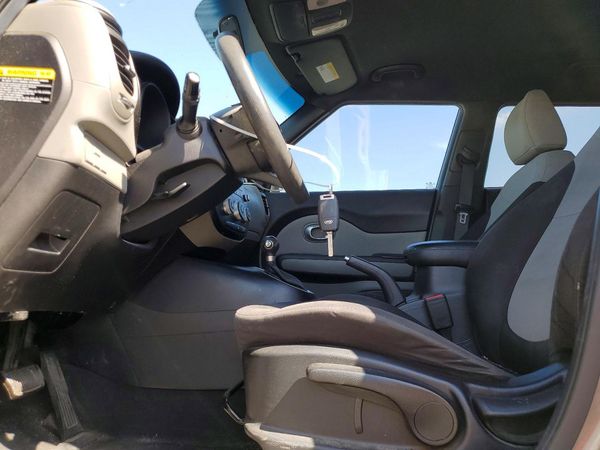 2015 KIA SOUL GL(Middle-low grade)