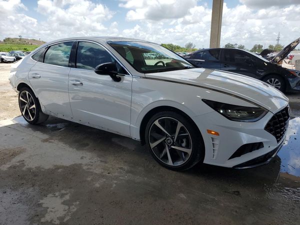 2023 HYUNDAI SONATA
