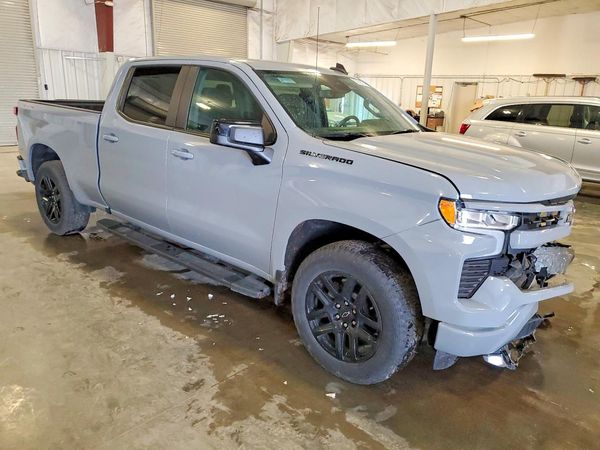 2024 CHEVROLET SILVERADO RST — Passenger 3/4