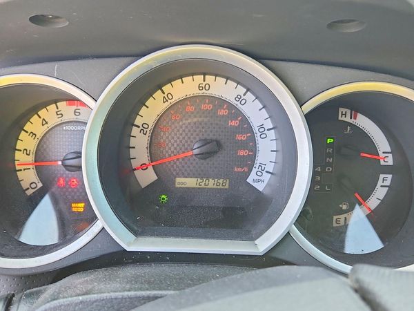 2015 TOYOTA TACOMA Delux Grade