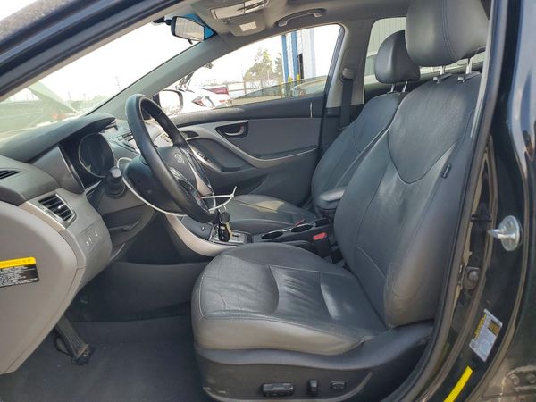 2013 HYUNDAI ELANTRA