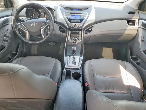 2013 HYUNDAI ELANTRA