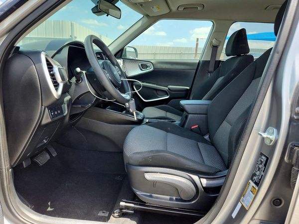 2024 KIA SOUL LX, S
