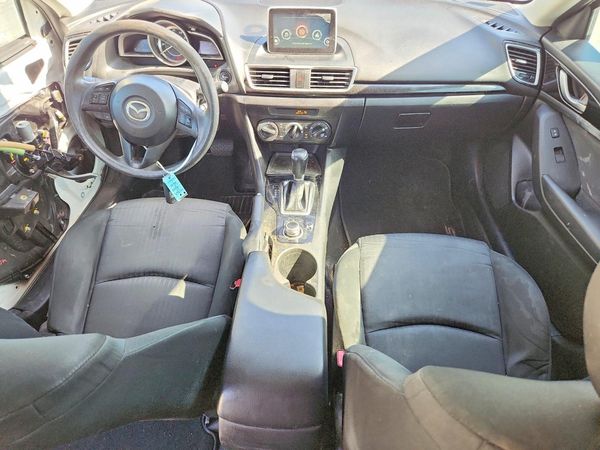 2015 MAZDA 3