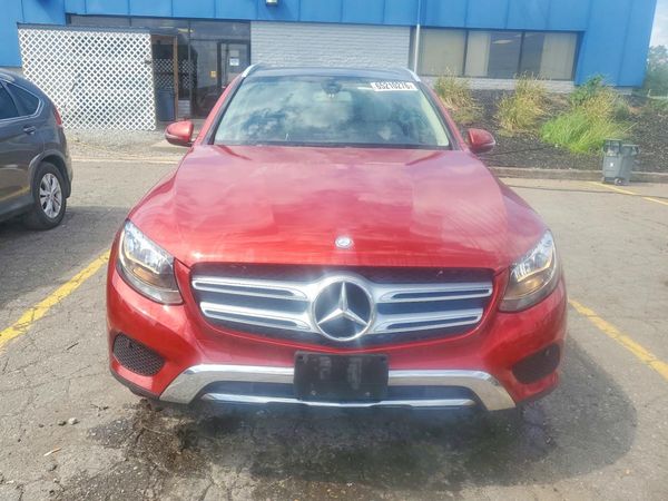 2017 MERCEDES-BENZ GLC