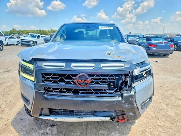 2025 NISSAN FRONTIER