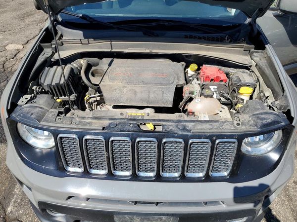 2020 JEEP RENEGADE Latitude, Longitude