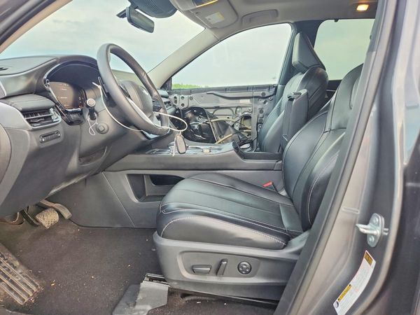 2023 INFINITI QX60