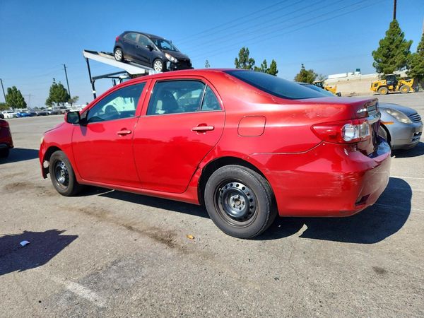 2013 TOYOTA COROLLA