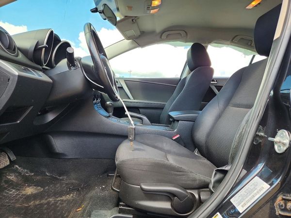 2012 MAZDA 3 Touring/GS — DENT