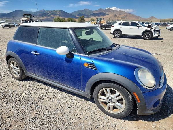 2012 MINI COOPER