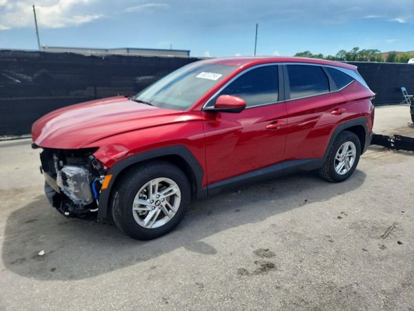 2025 HYUNDAI TUCSON SE