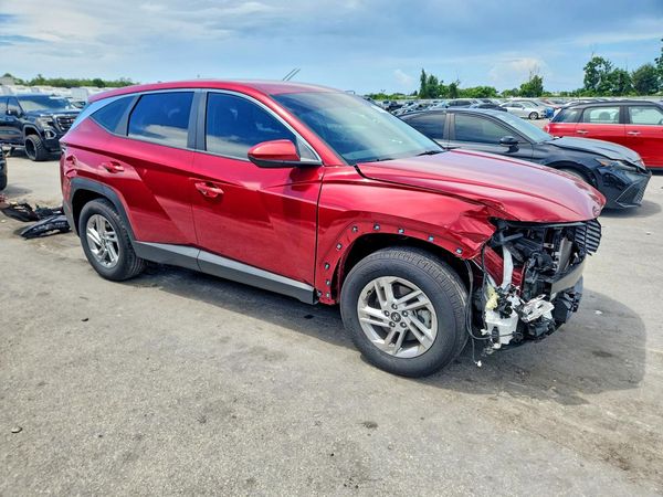 2025 HYUNDAI TUCSON SE