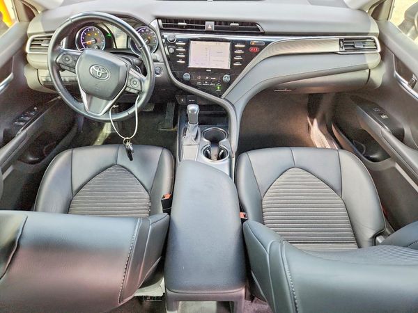 2020 TOYOTA CAMRY