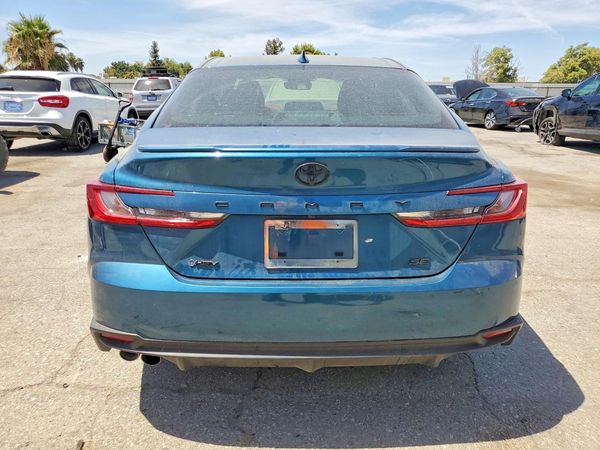 2026 TOYOTA CAMRY