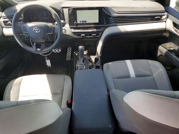 2026 TOYOTA CAMRY