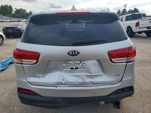 2016 KIA SORENTO