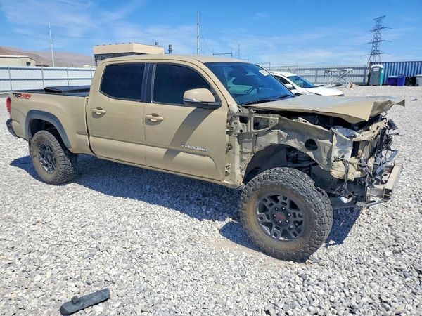 2018 TOYOTA TACOMA