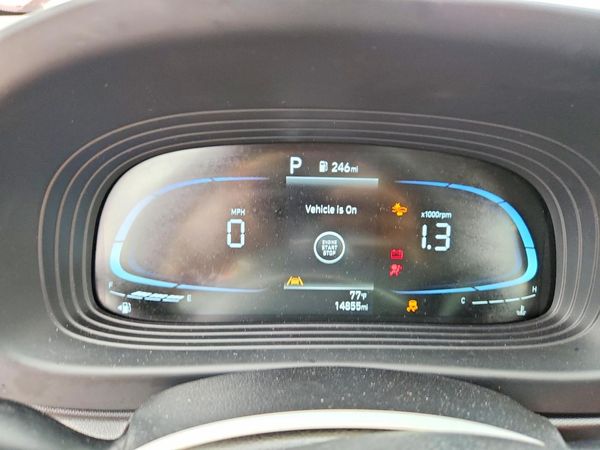 2025 HYUNDAI VENUE SEL, Limited