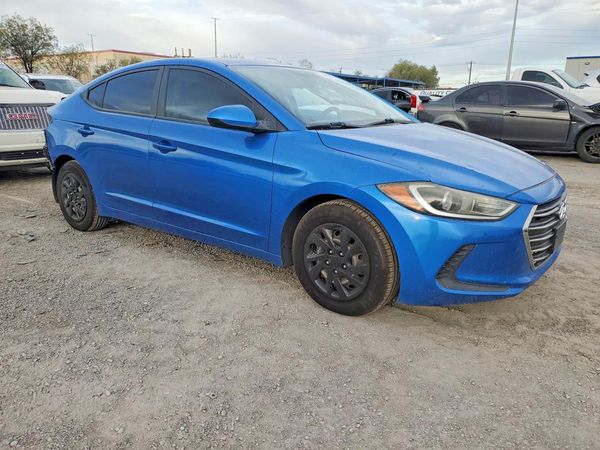 2017 HYUNDAI ELANTRA SE Base