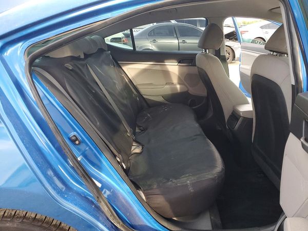 2017 HYUNDAI ELANTRA SE Base