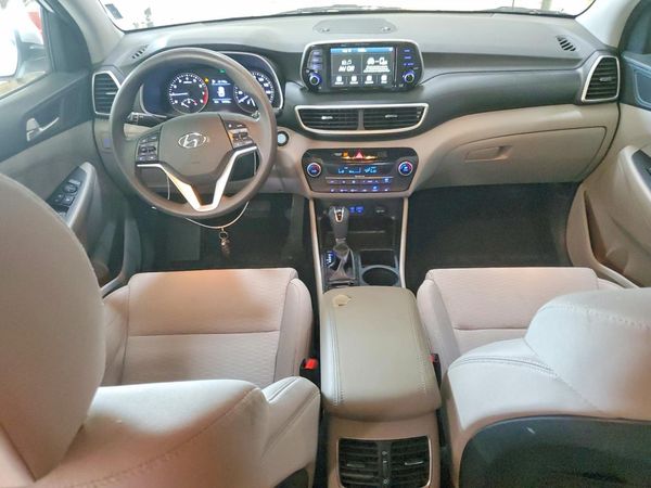 2020 HYUNDAI TUCSON