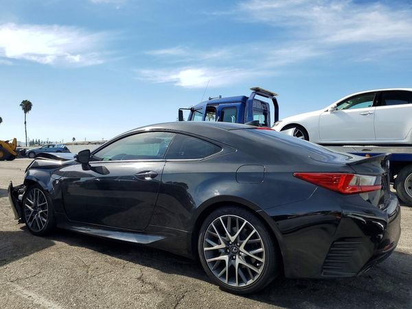 2016 LEXUS RC 200t
