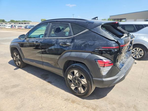 2024 HYUNDAI KONA SE
