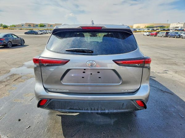 2026 TOYOTA HIGHLANDER