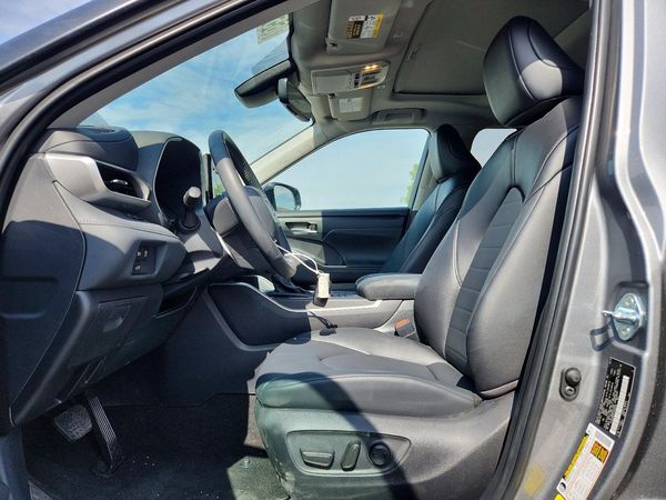 2026 TOYOTA HIGHLANDER