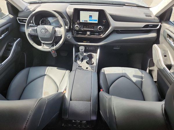2026 TOYOTA HIGHLANDER