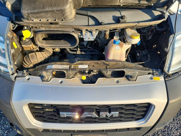 2020 RAM PROMASTER 3500 VF — Engine bay